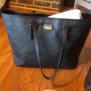 Mk tote